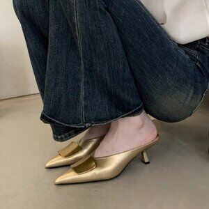 Elegant Gold Fashionable Women's Pointed Toe kitten Heel Pumps